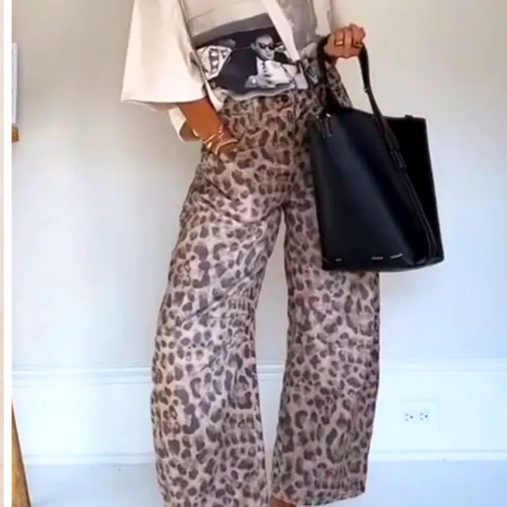 Free People WE THE FREE Good Luck Cheetah Printed Barrel Jeans - Picture 2 of 4